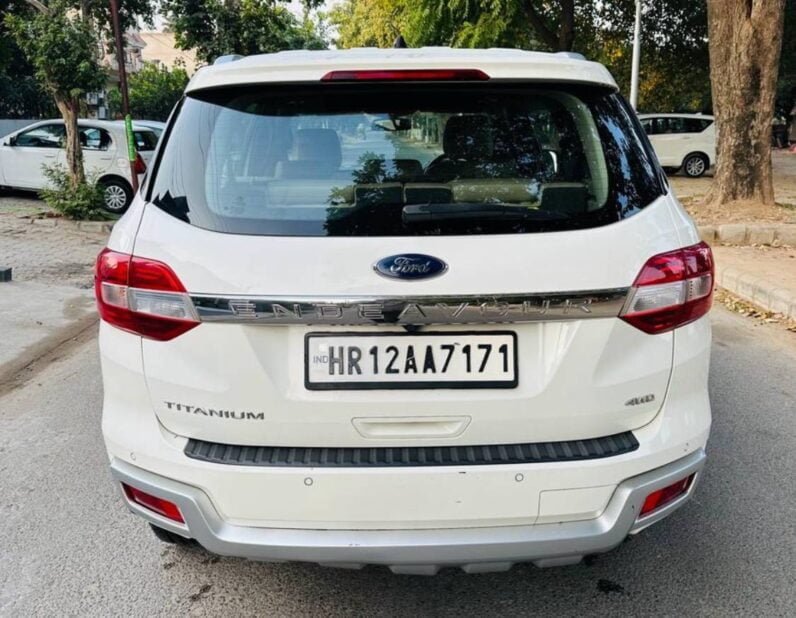 
2016 Ford Endeavour full									