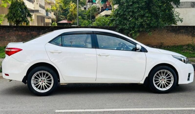 
2016 Corolla Altis full									