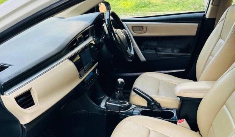 
2016 Corolla Altis full									