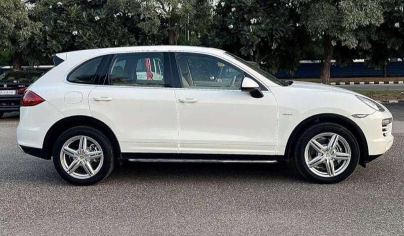 
2011 Porsche Cayenne full									
