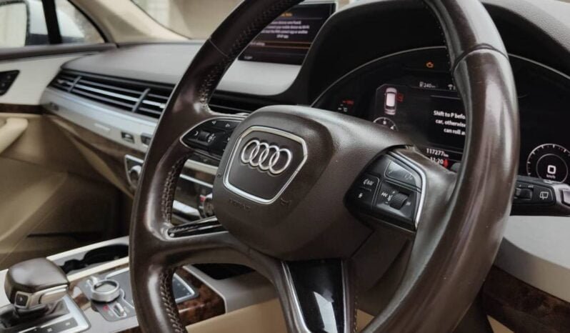 2016 Audi Q7 full