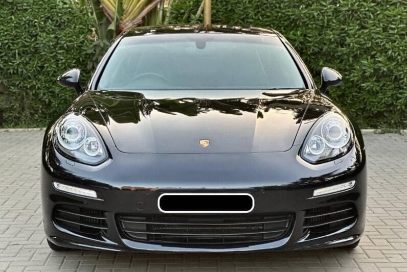 
Porsche Panamera full									