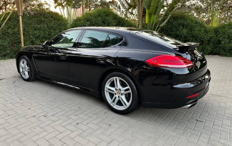 
Porsche Panamera full									