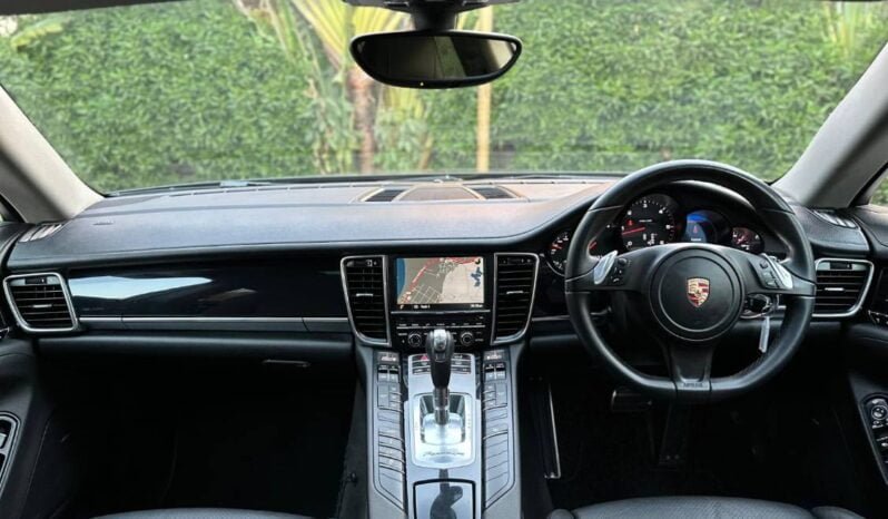 
Porsche Panamera full									