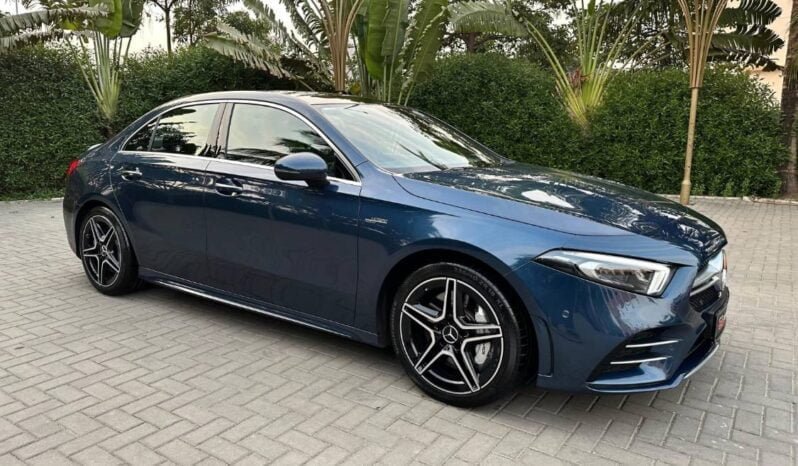 
Mercedes Benz A35 AMG full									