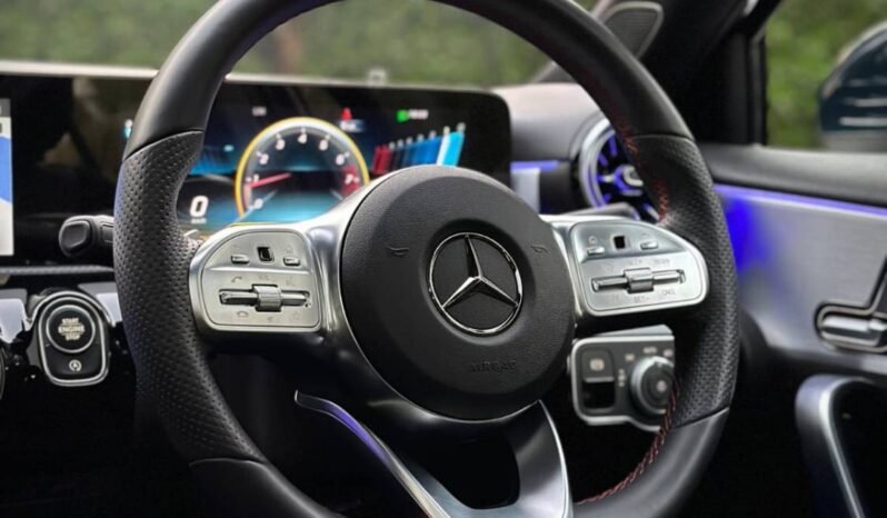 
Mercedes Benz A35 AMG full									