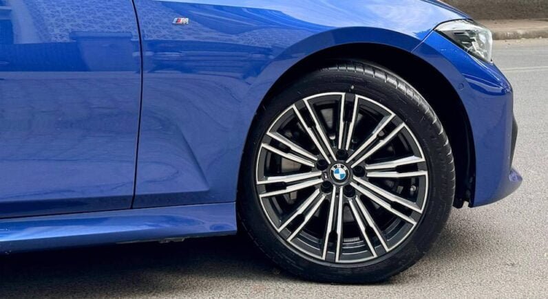 
BMW 330i mSport full									