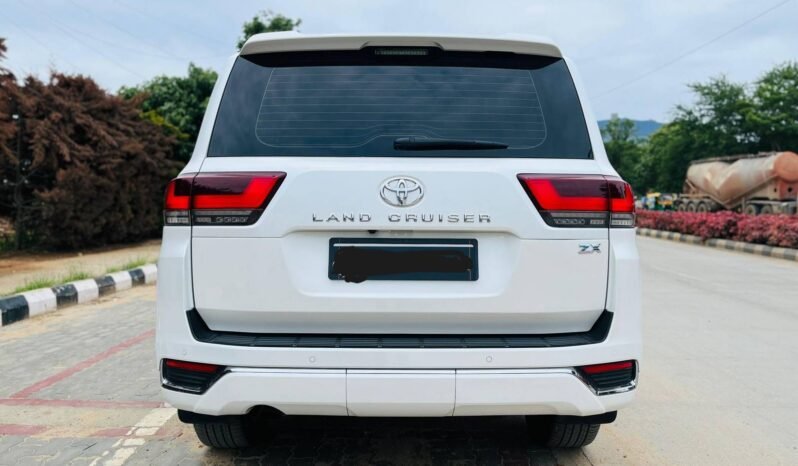 
Toyota Land Cruiser 300 Series full									