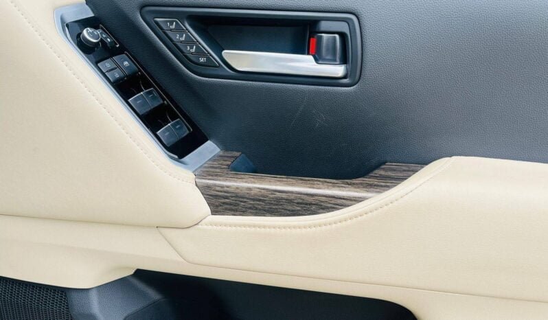 
Toyota Land Cruiser 300 Series full									