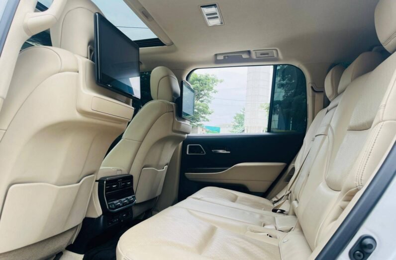 
Toyota Land Cruiser 300 Series full									