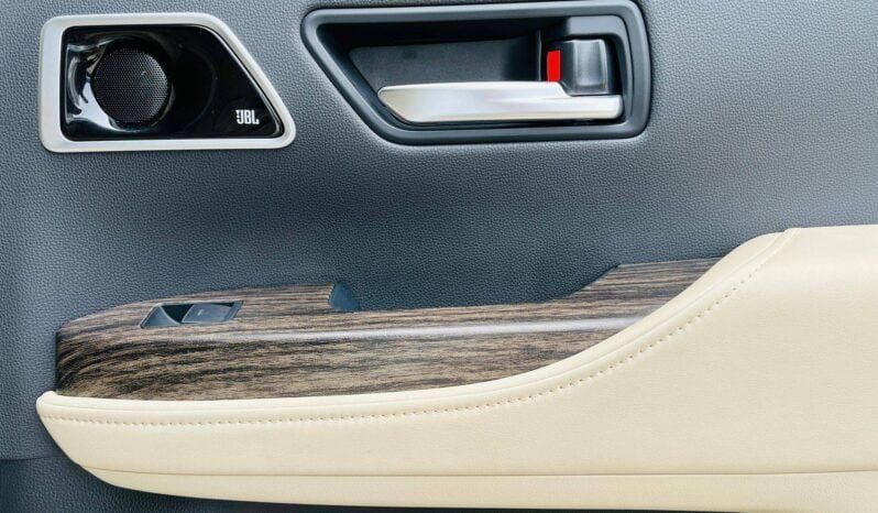 
Toyota Land Cruiser 300 Series full									