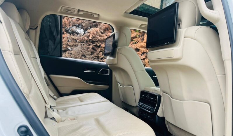 
Toyota Land Cruiser 300 Series full									