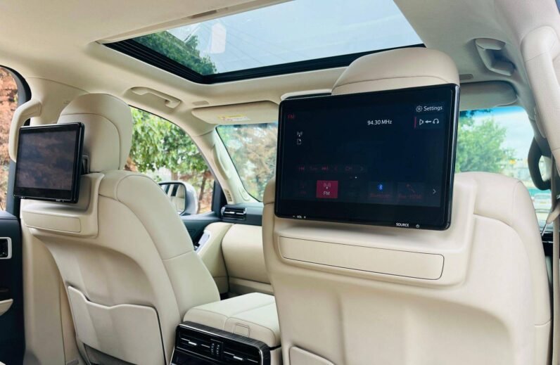 
Toyota Land Cruiser 300 Series full									