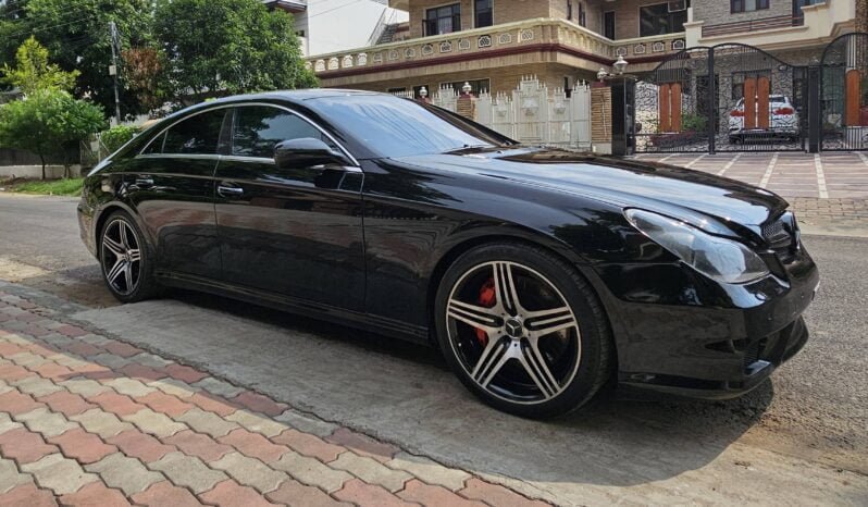 
Mercedes CLS63 AMG full									