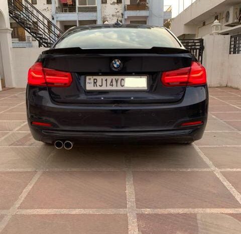 
BMW 320i LCI full									