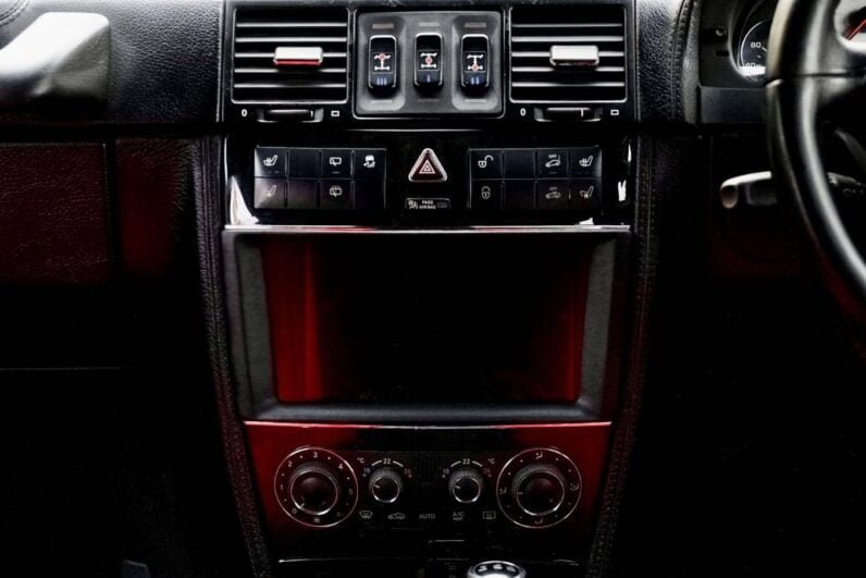 
Mercedes G55 AMG full									