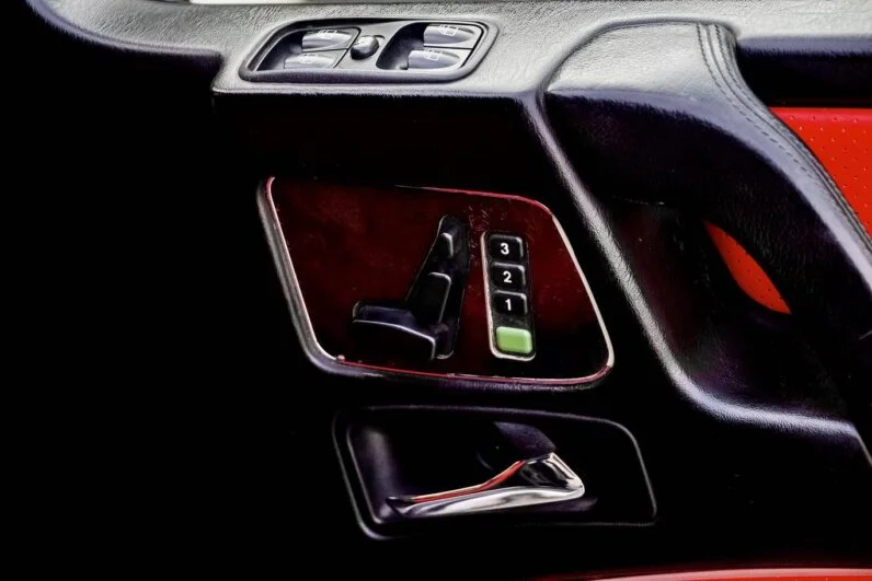 
Mercedes G55 AMG full									